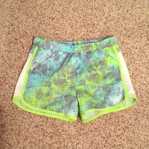 Girls old navy active shorts